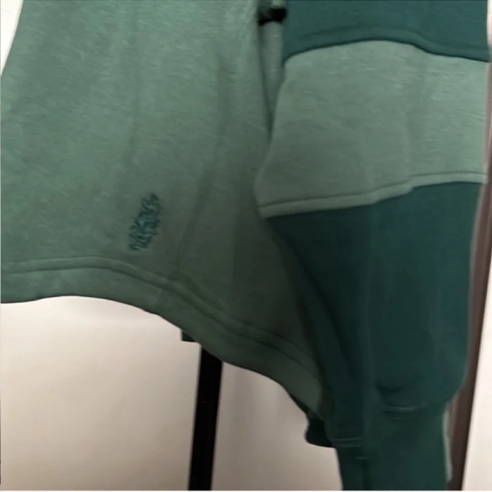 NWT Free People Movement | Warm Down Colorblock Pullover | Medium